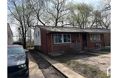 11641 S Peoria St Photo 1