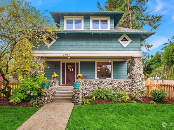 32165 E Entwistle Street, Carnation, WA 98014