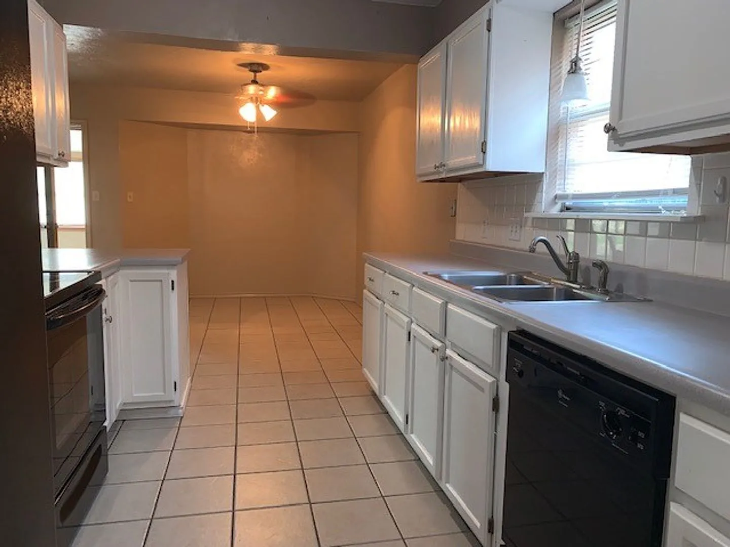 5005 SE Kincaid - Coming Soon! — Photo 4