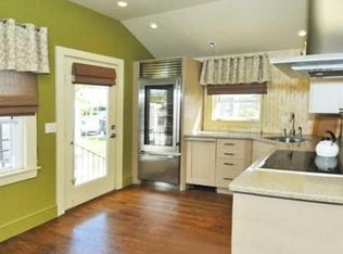 62 Thurston Point Rd, Gloucester, MA 01930