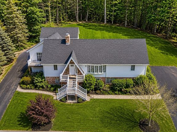 4th image of 5 Flintlocke Rd