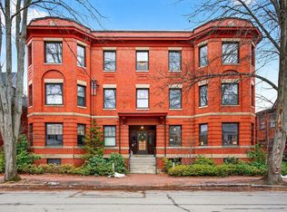 94 Neal St APT 1N, Portland, ME 04102