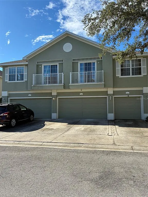 2 bed, 2.0 bath, 1176 sqft, $2,000 — Photo 1
