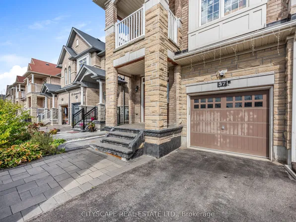 37 Aspermont Cres, Brampton, ON L6P 3Z5