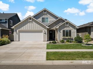 482 E Fox Bay St, Kuna, ID 83634