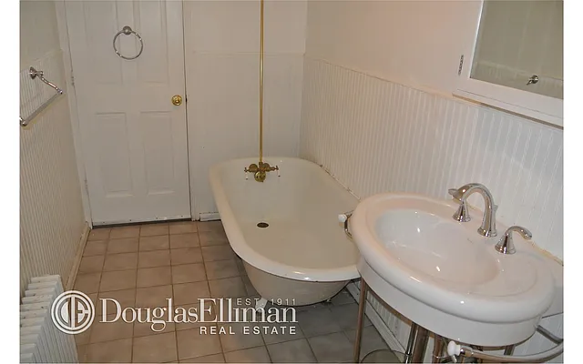 Rented by Douglas Elliman | media 72