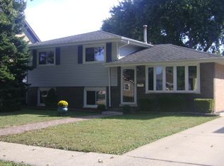 10321 Nashville Ave, Chicago Ridge, IL 60415