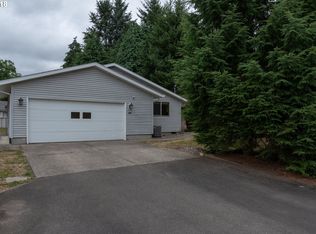 13647 SE Ellis St, Portland, OR 97236