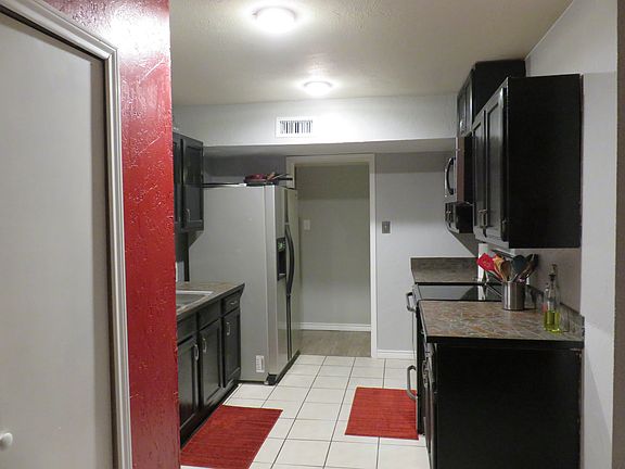 4th image of 6705 Crestfield Dr