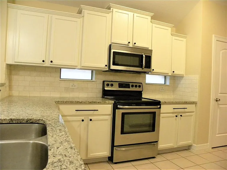 1704 Flamingo Dr #1704 — Photo 8