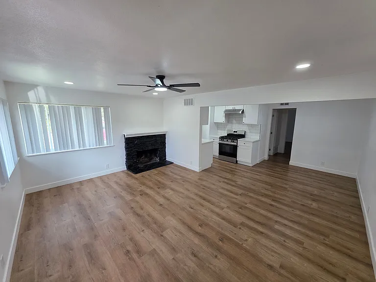 17042 Emerald Ln #A — Photo 3