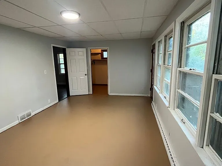 707 Royal Ave — Photo 12