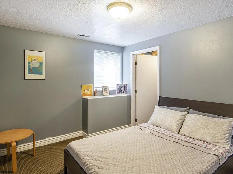 1121 S Denver St — Photo 18