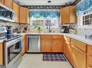 1909 Deer Path Rd, Harrisburg, PA 17110