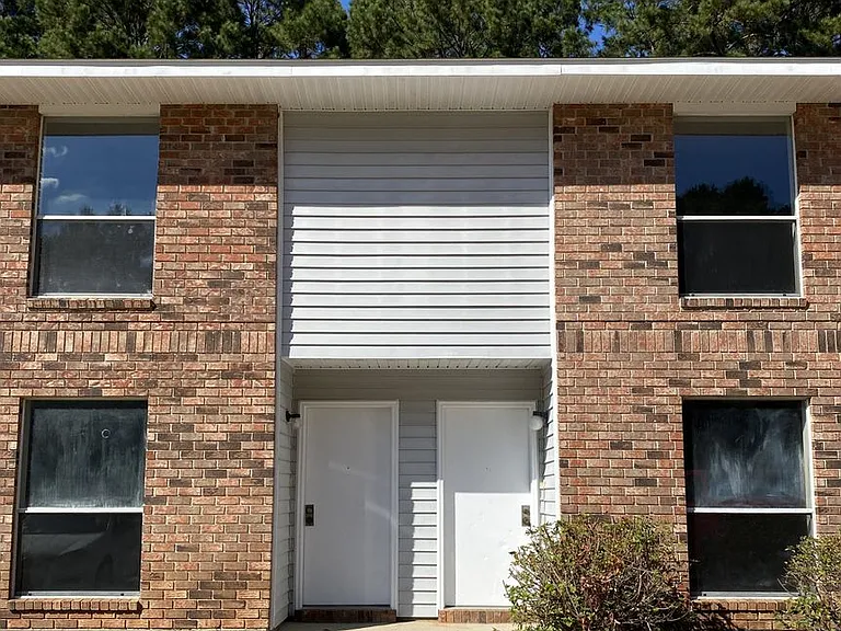 1 Butler Dr — Photo 1
