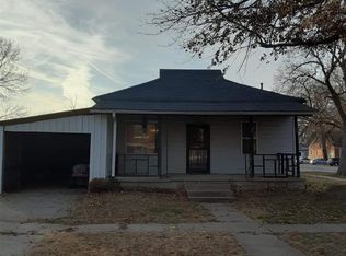 183 N 4th St, Tecumseh, NE 68450
