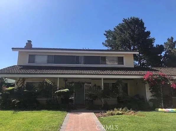 468 E View Dr, Santa Paula, CA 93060