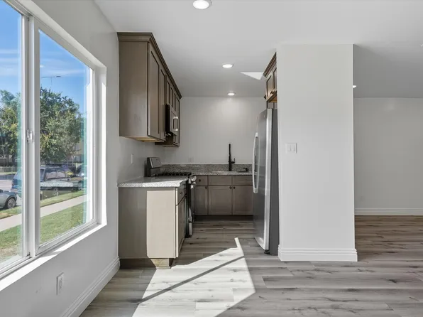 19237 Bryant St, Northridge, CA