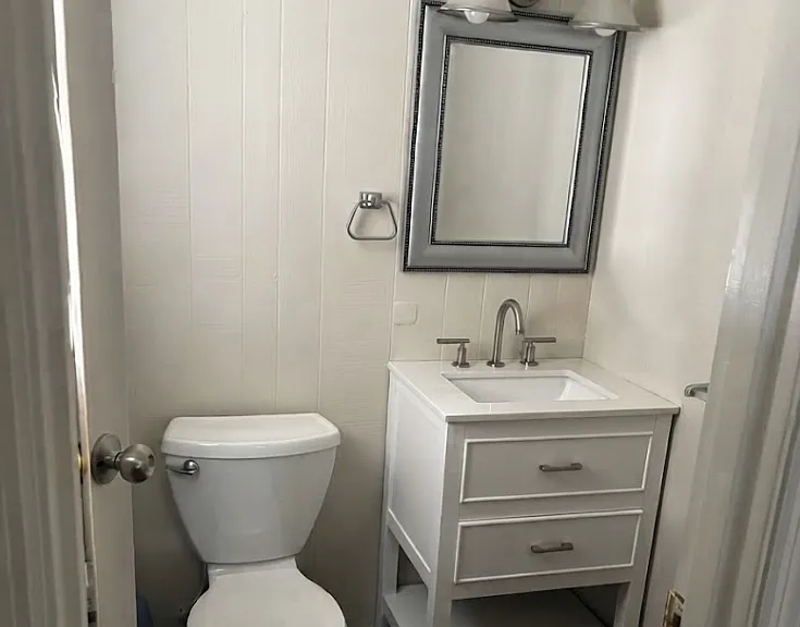 106 Lyon Ave — Photo 12
