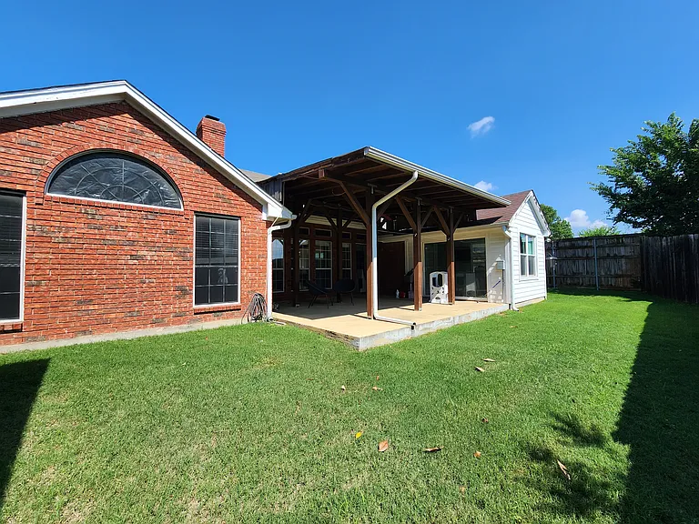 2906 Whetstone Ln — Photo 32
