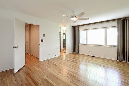 5th image of 2811 E Bel Aire Dr