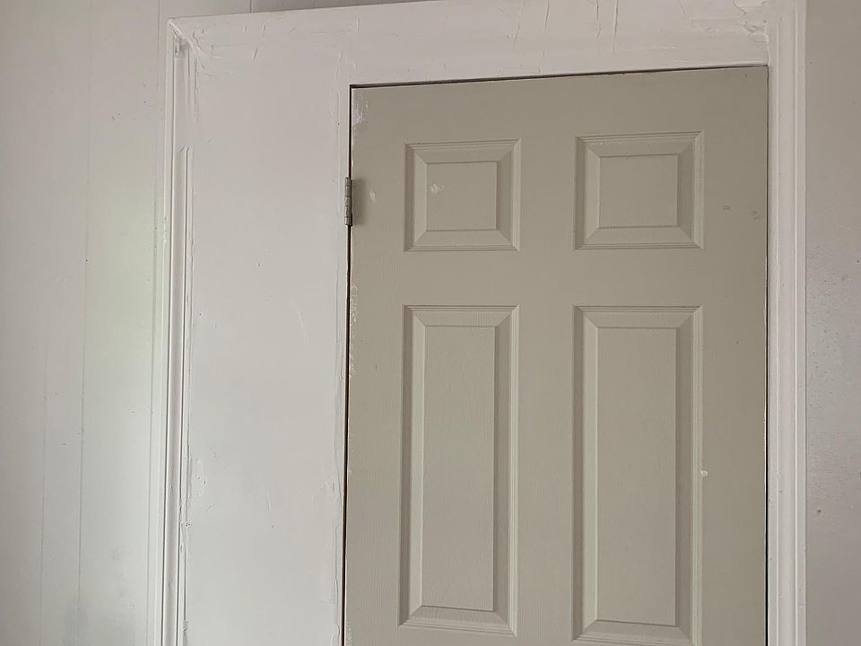 2nd image of 59 Darling St #1