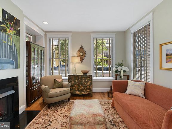 5th image of 424 N Alfred St