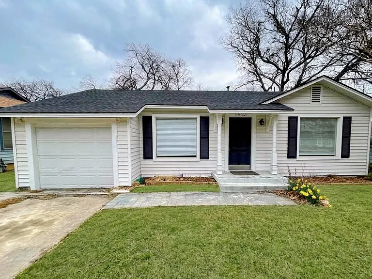 4632 Diaz Ave — Photo 1