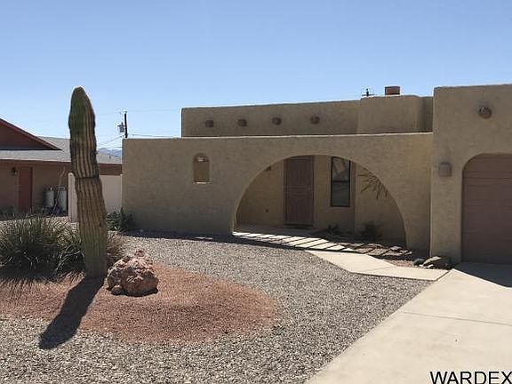 2nd image of 931 Acoma Blvd S