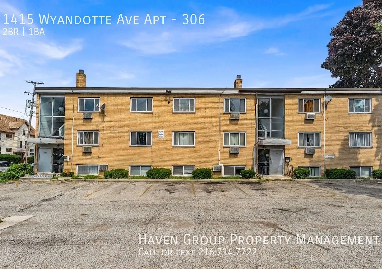 1415 Wyandotte Ave | Unit 306, Lakewood, OH 44107 - Spacious 2-bed 1-bath apartment! — Photo 1