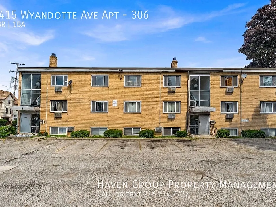 1415 Wyandotte Ave #306