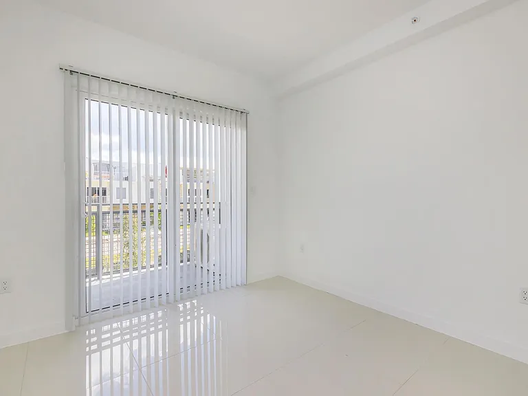 25850 SW 140th Ct — Photo 18