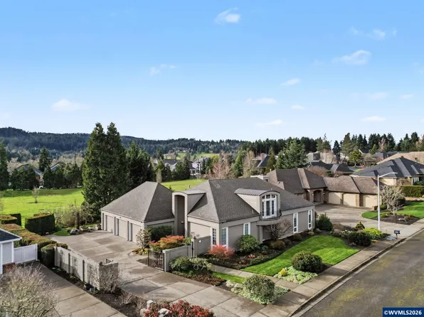 3560 Deerfield Dr S, Salem, OR 97302