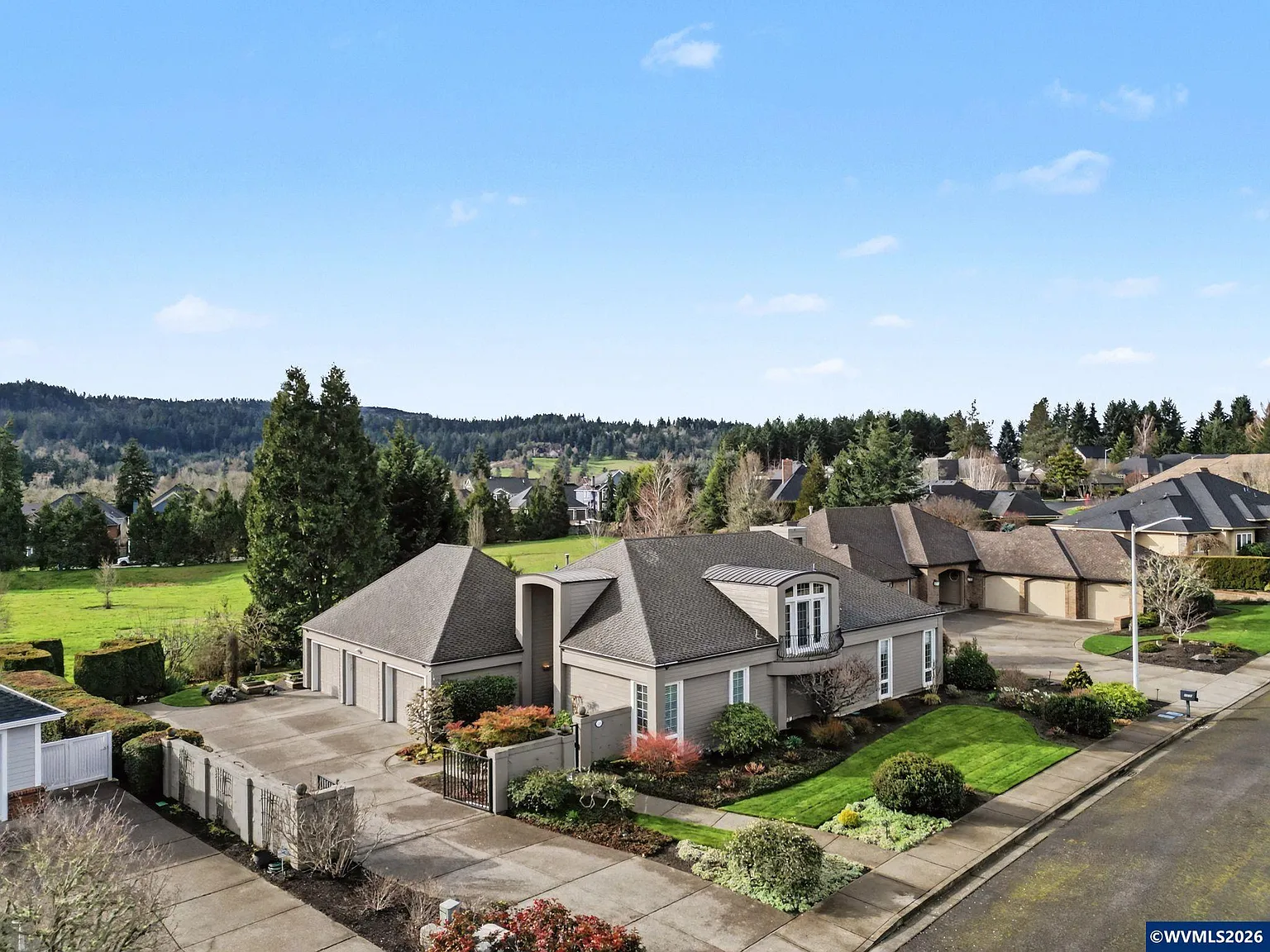 3560 Deerfield Dr S photo 1