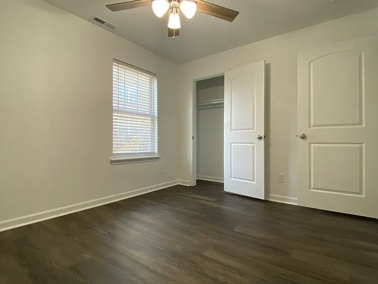 2409 Arctic Ave #202 — Photo 13