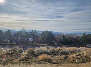 162 N Moss Hill Dr, Bountiful, UT 84010