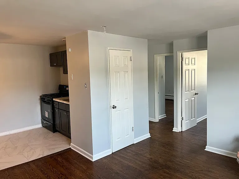 5846 N Marvine St #B-8 — Photo 3