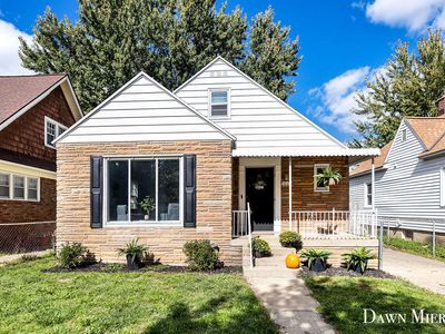 1015 California St NW, Grand Rapids, MI, 49504