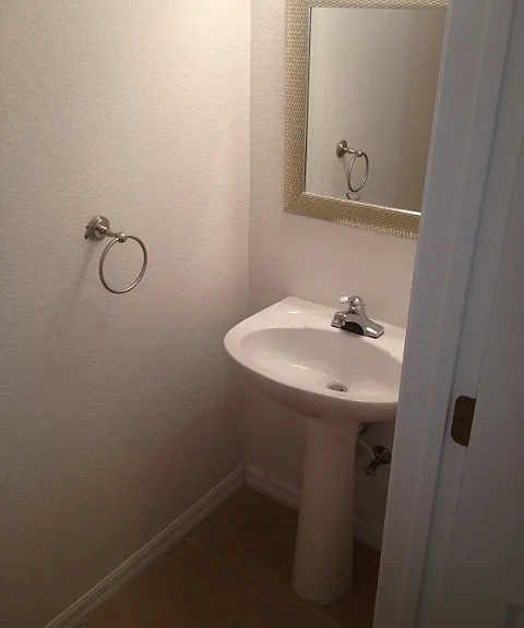 518 NW 39th Rd #603 — Photo 10