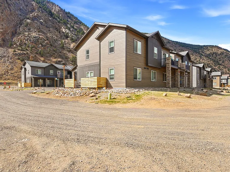 2115 Hummingbird Way #4-106 — Photo 19