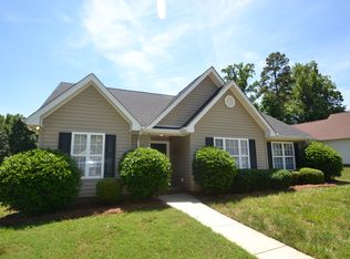 6118 Country Walk Dr, Charlotte, NC 28212
