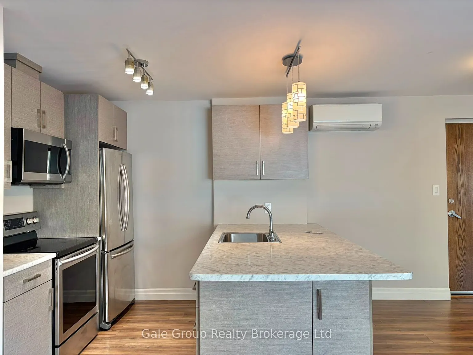 1 bed, $1,950 — Photo 4