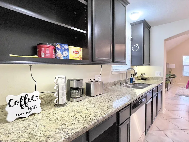 21618 Ivory Gate Ln — Photo 9