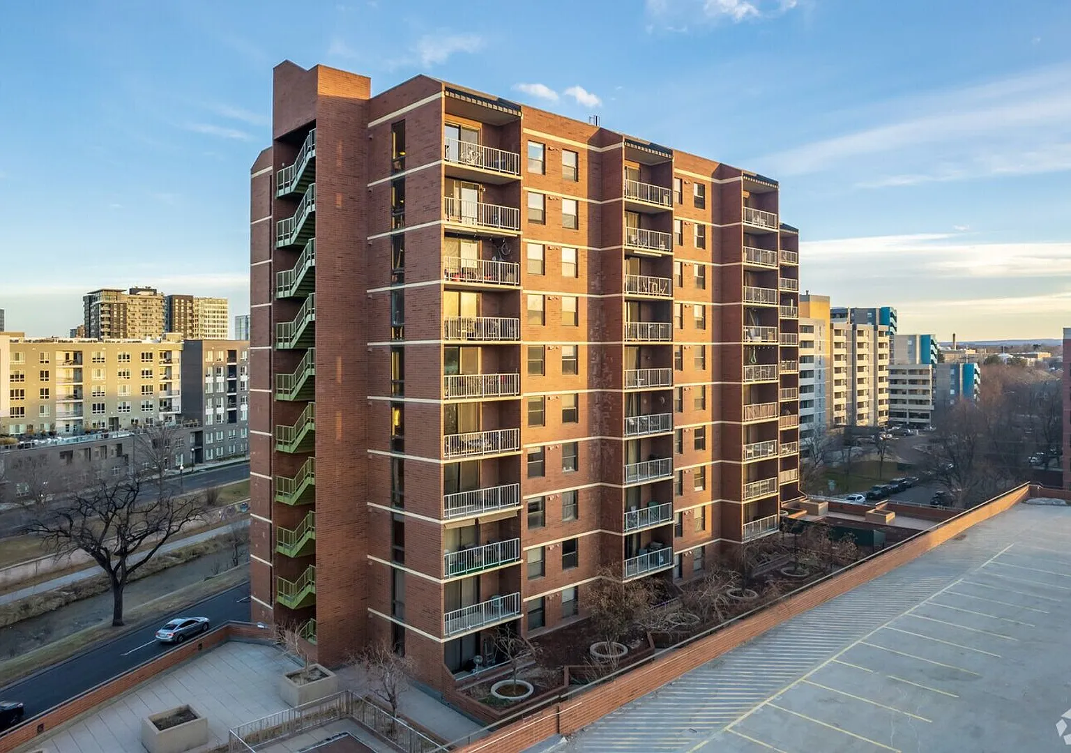 1301 N Speer Blvd — Photo 1