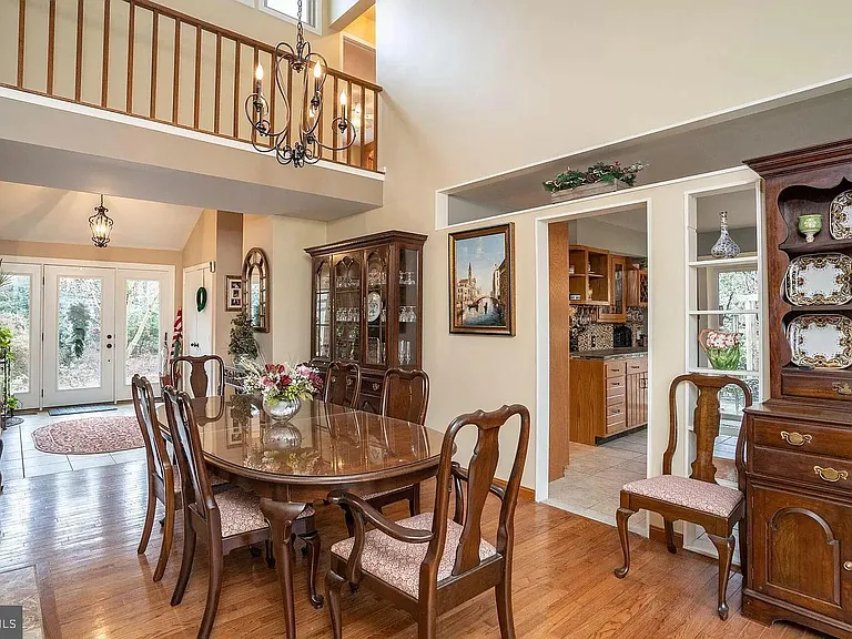11696 Fox Glen Dr — Photo 12