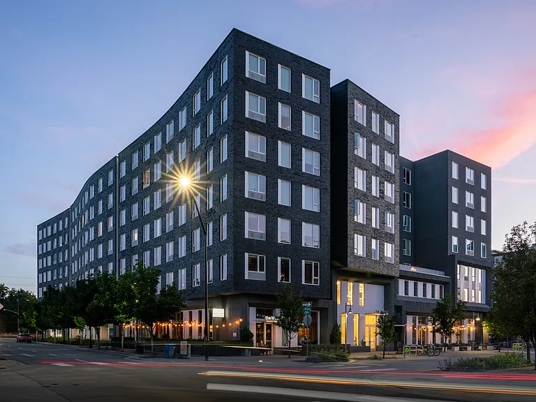 The Fowler Apartments — Photo 13