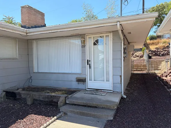 607 NW 11th St, Pendleton, OR 97801