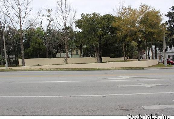 2nd image of 140 NE 8th Ave
