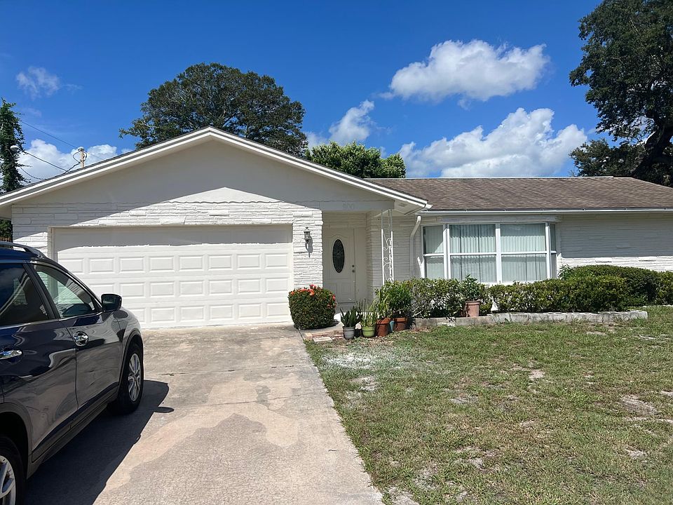 1st image of 900 S Betty Ln