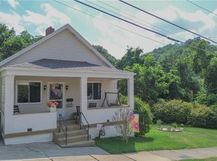 1450 Vance Ave, Coraopolis, PA